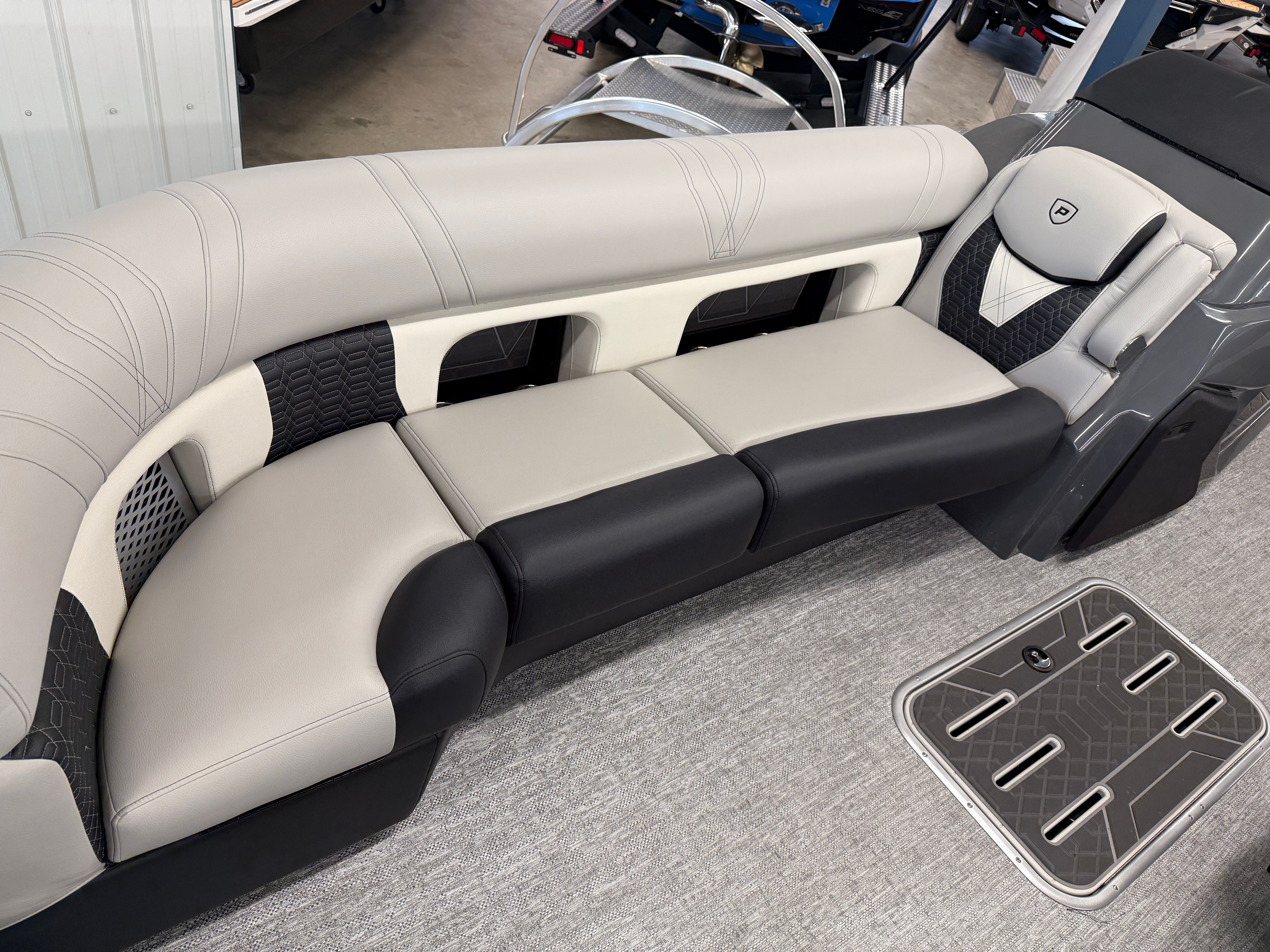 2026 Premier 250INTRIGUE Image Thumbnail #51