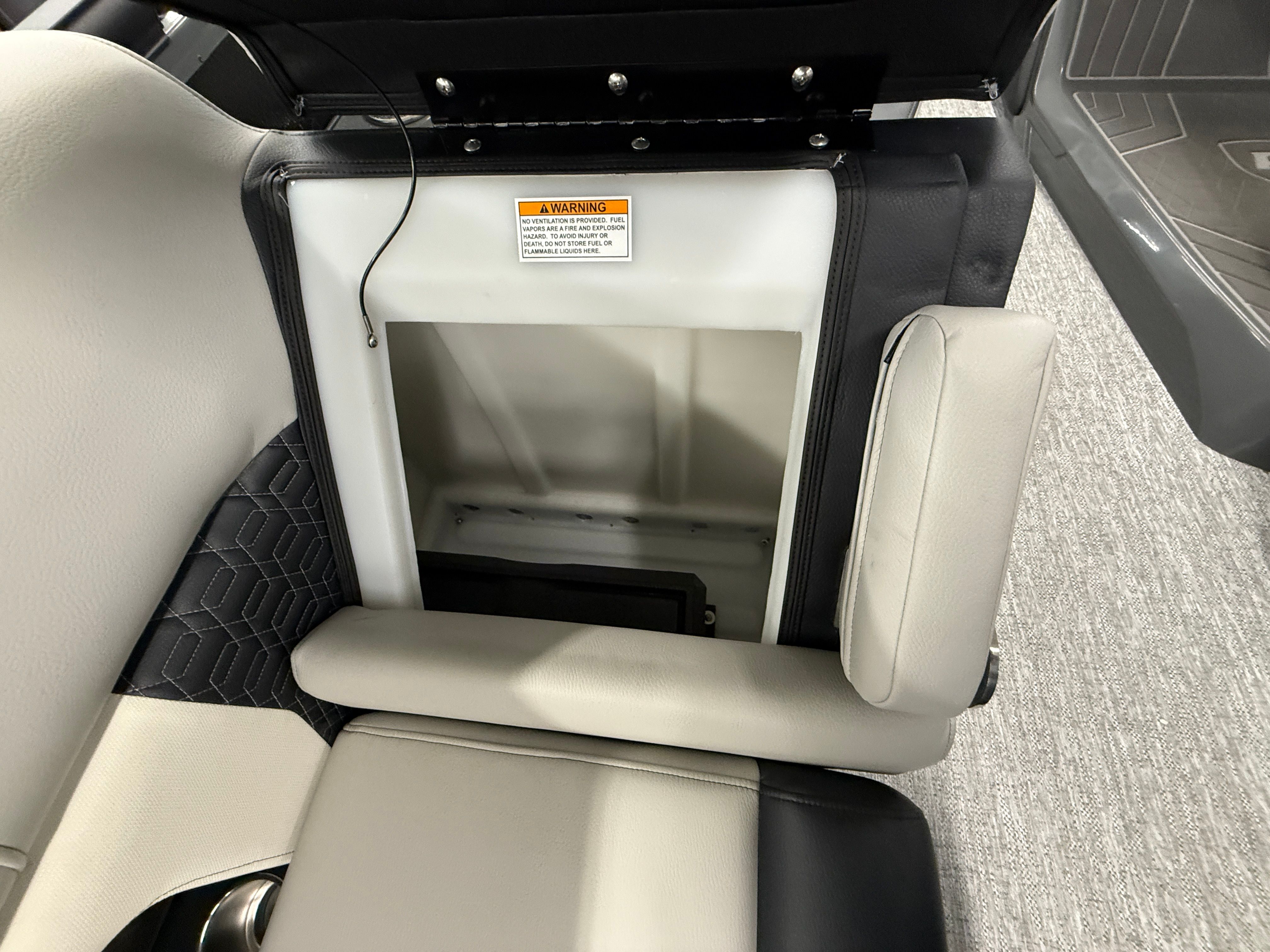 2026 Premier 250INTRIGUE Image Thumbnail #22