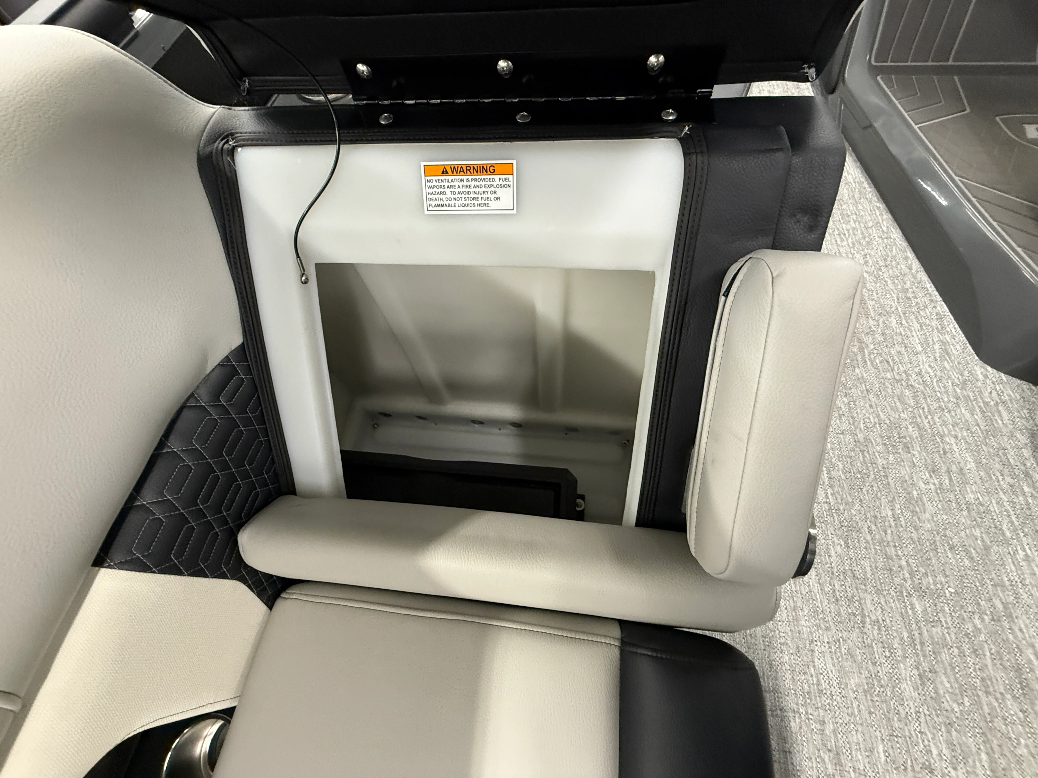 2026 Premier 250INTRIGUE Image Thumbnail #22