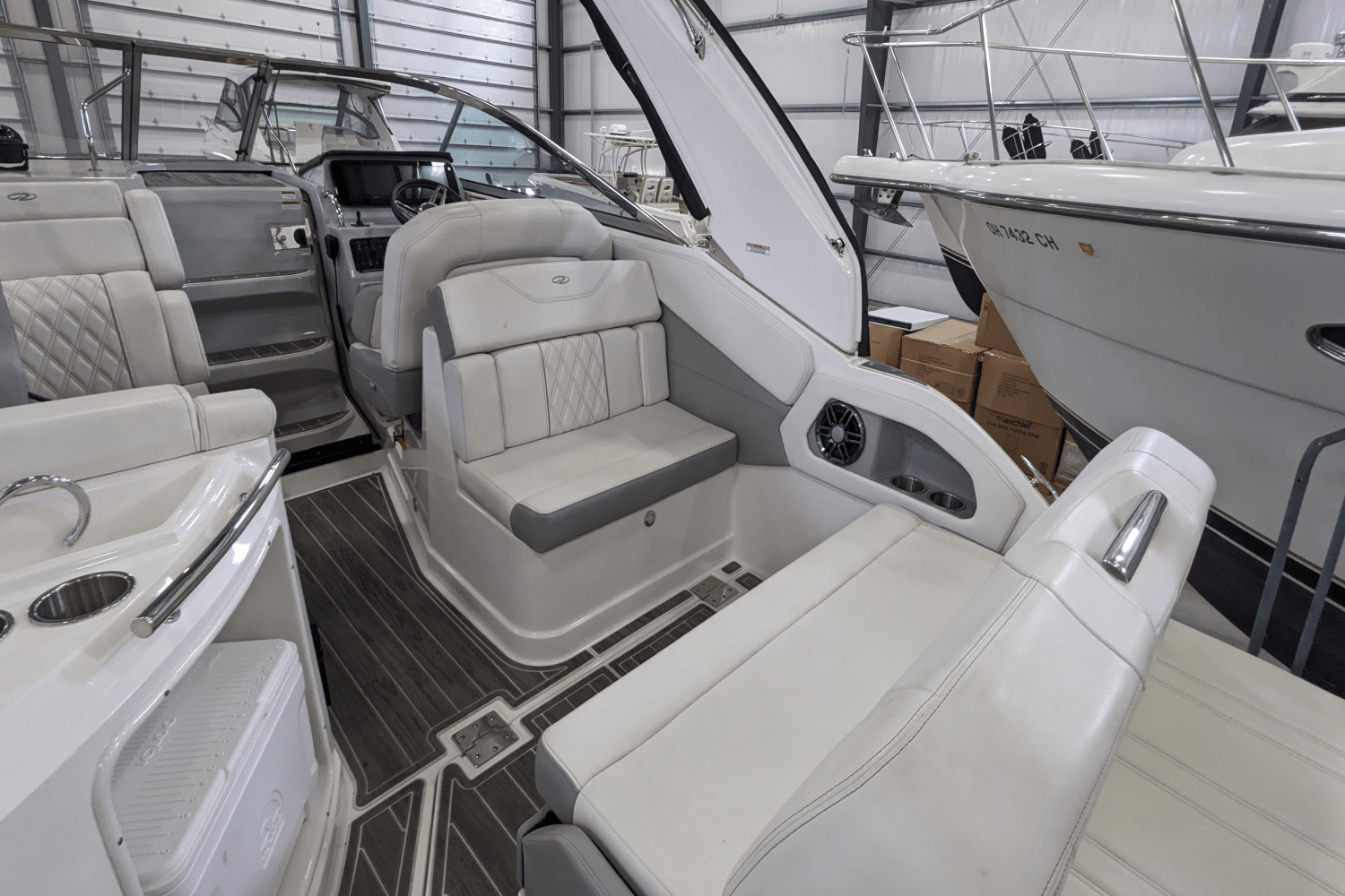 2022 Regal 28 EXPRESS Image Thumbnail #15