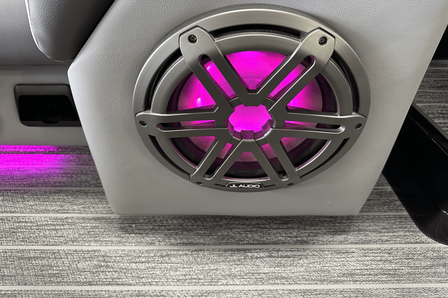 2026 Premier 230SOLARIS Image Thumbnail #26