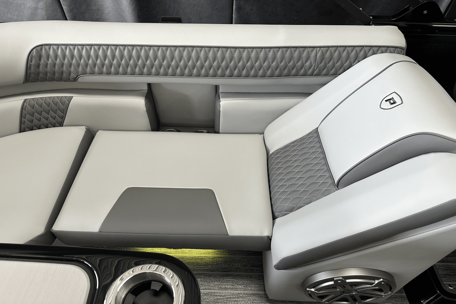 2026 Premier 230SOLARIS Image Thumbnail #21