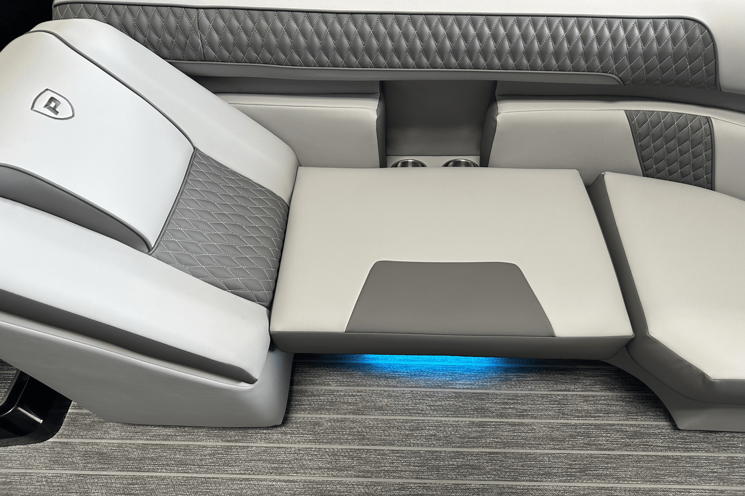 2026 Premier 230SOLARIS Image Thumbnail #30