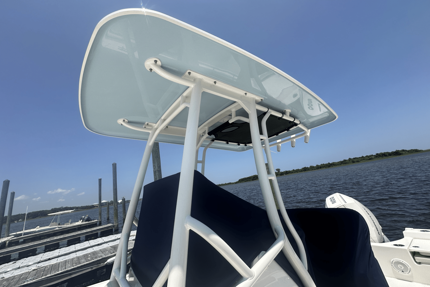 2023 Boston Whaler 210 MONTAUK Image Thumbnail #7
