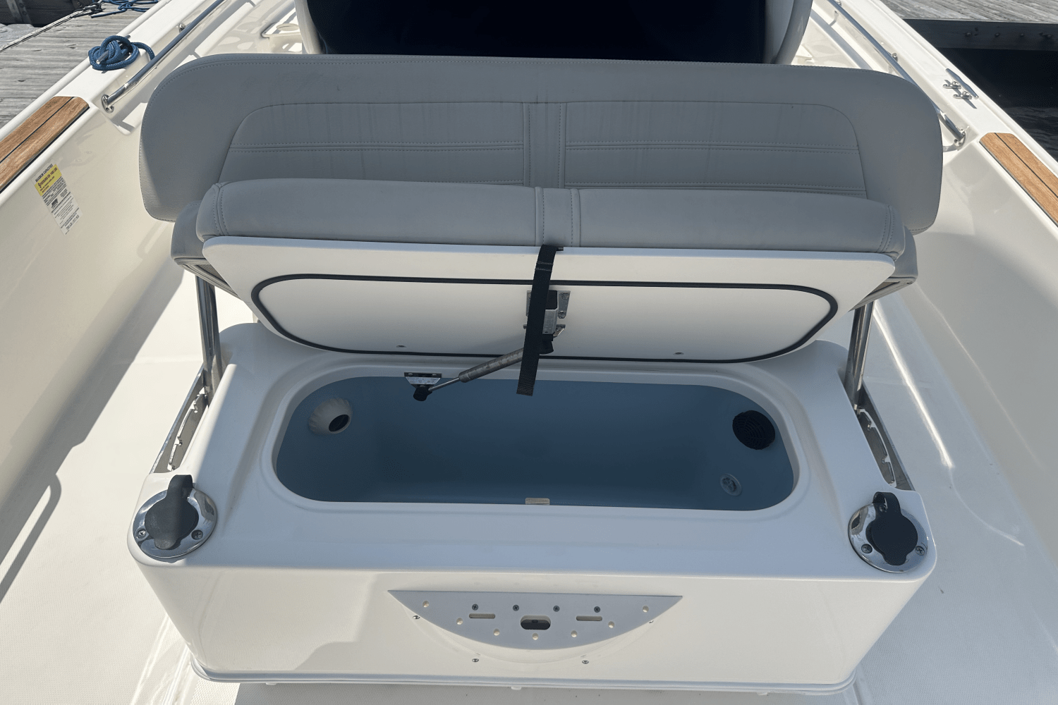 2023 Boston Whaler 210 MONTAUK Image Thumbnail #12