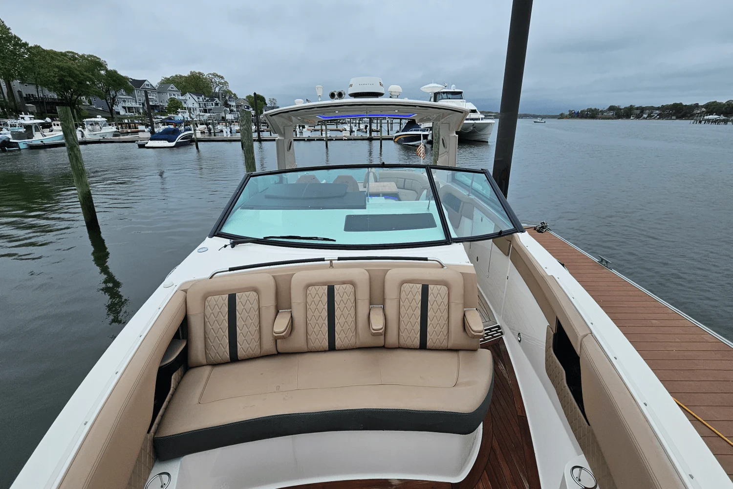 2018 Sea Ray 400 SLX Image Thumbnail #40