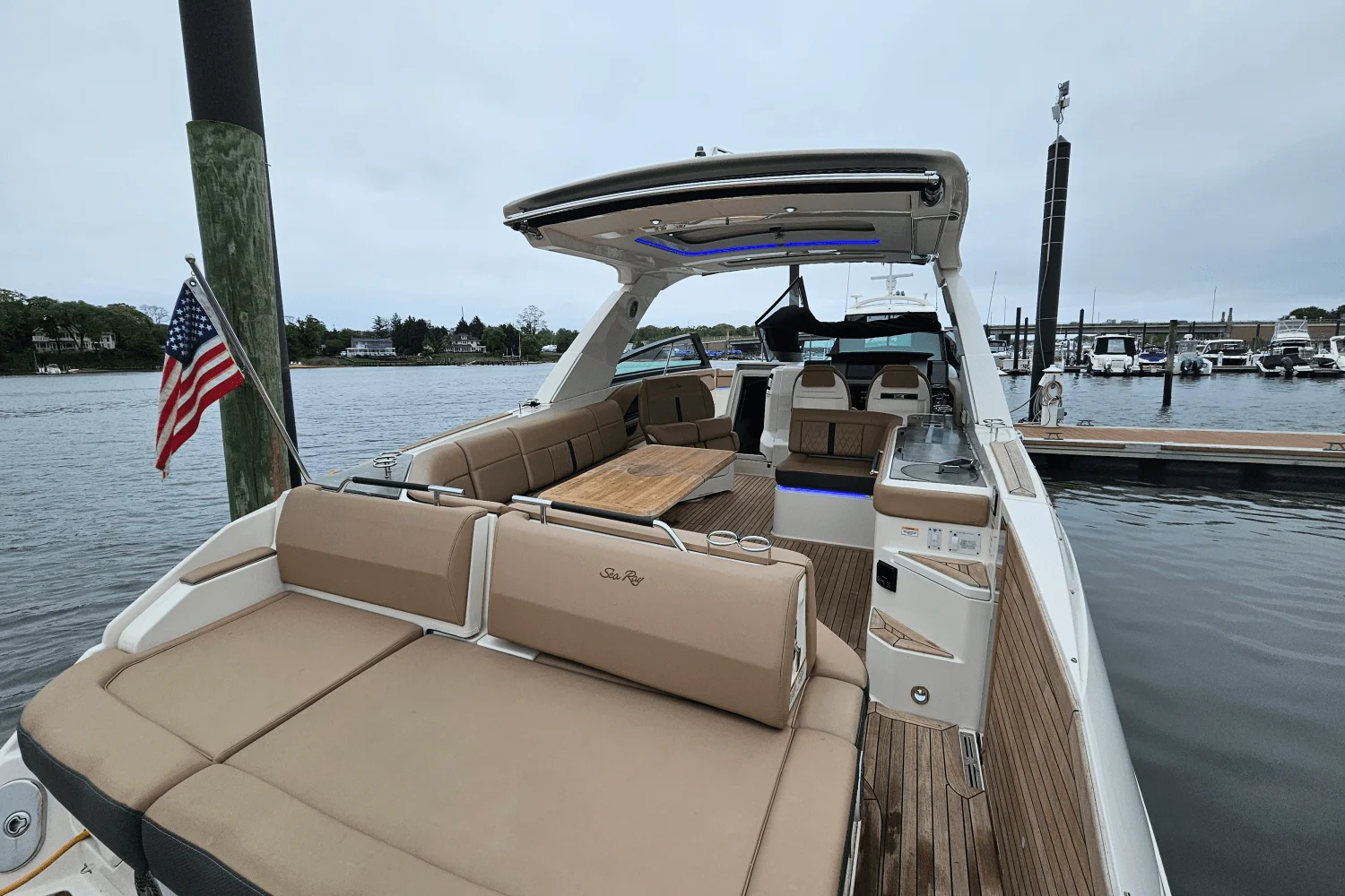 2018 Sea Ray 400 SLX Image Thumbnail #6
