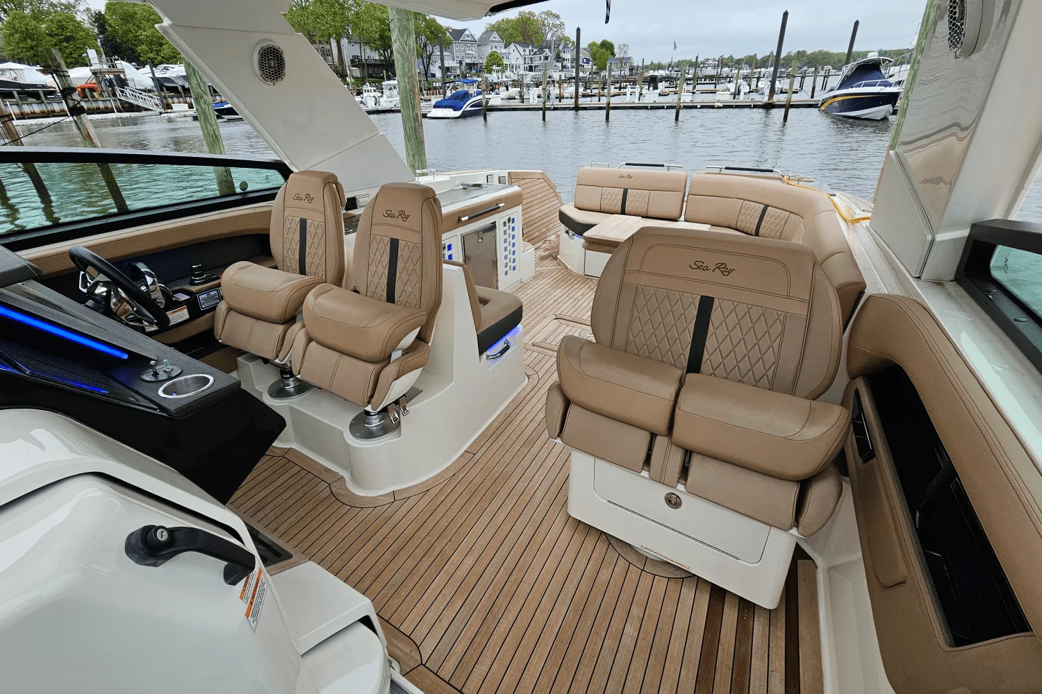 2018 Sea Ray 400 SLX Image Thumbnail #14