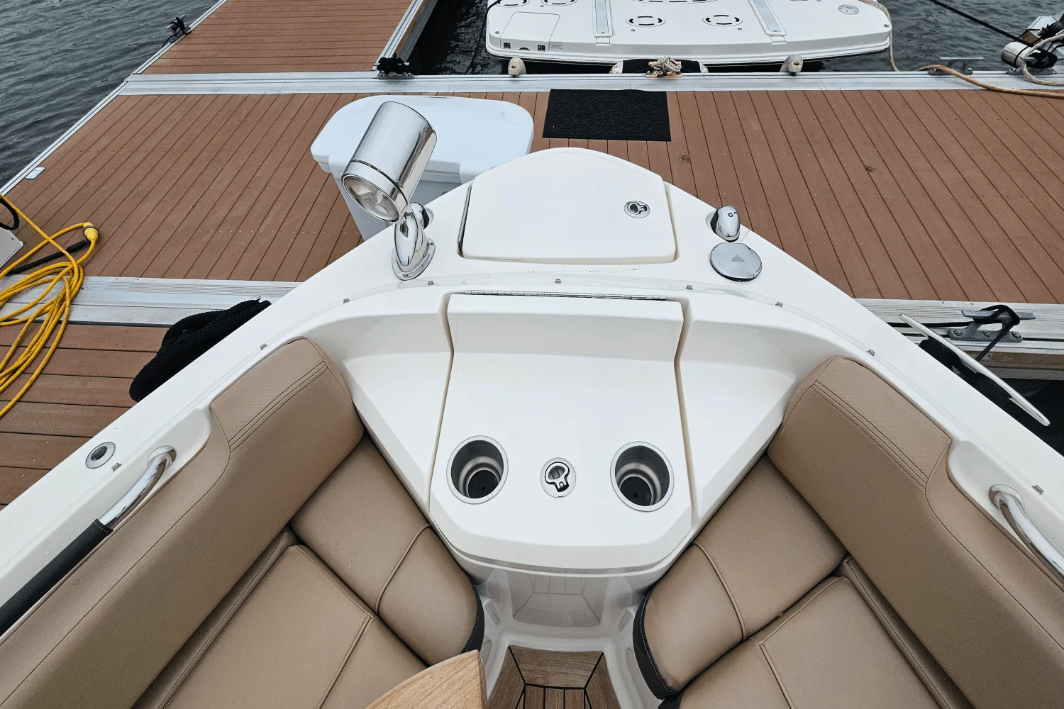 2018 Sea Ray 400 SLX Image Thumbnail #39