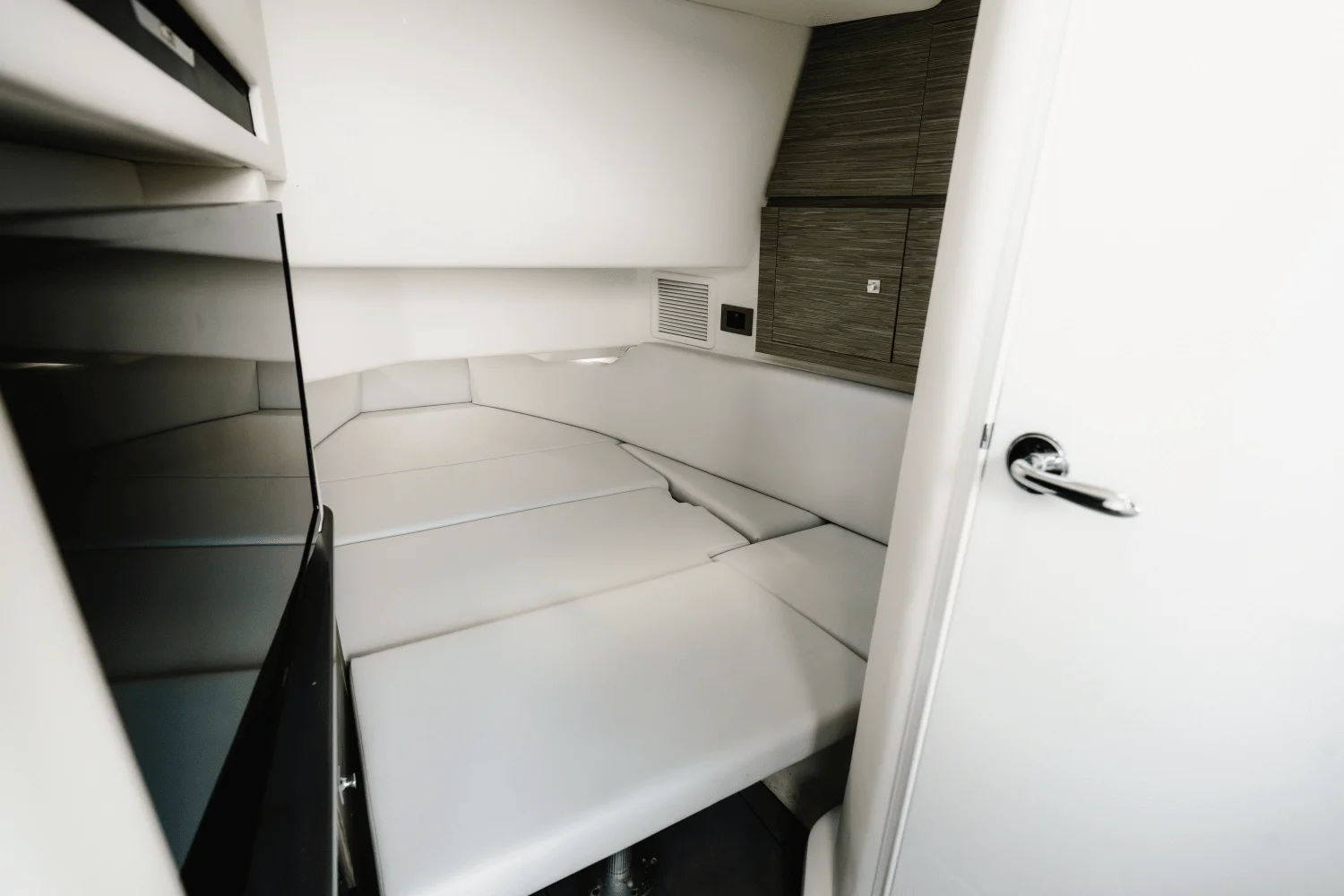 2022 Aviara AV 36-OB Image Thumbnail #22