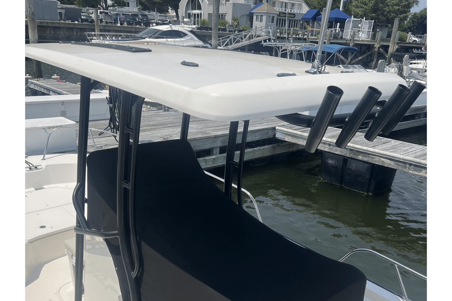 2024 Boston Whaler 210 MONTAUK Image Thumbnail #5