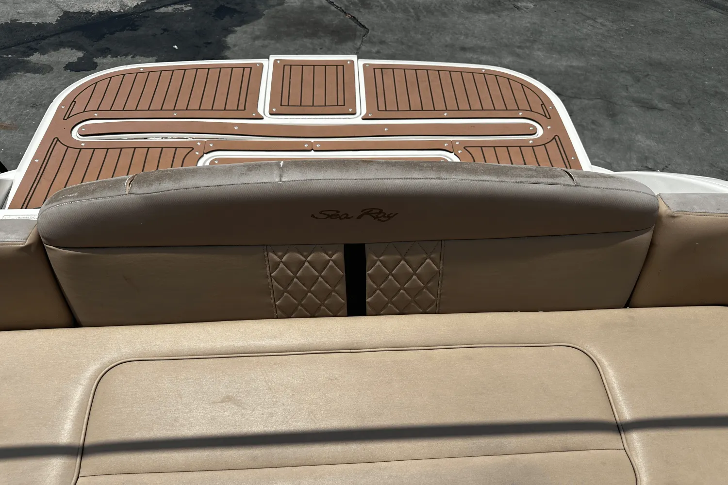 2016 Sea Ray 310 SUNDANCER Image Thumbnail #12