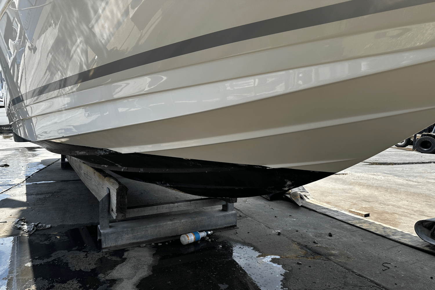 2016 Sea Ray 310 SUNDANCER Image Thumbnail #3