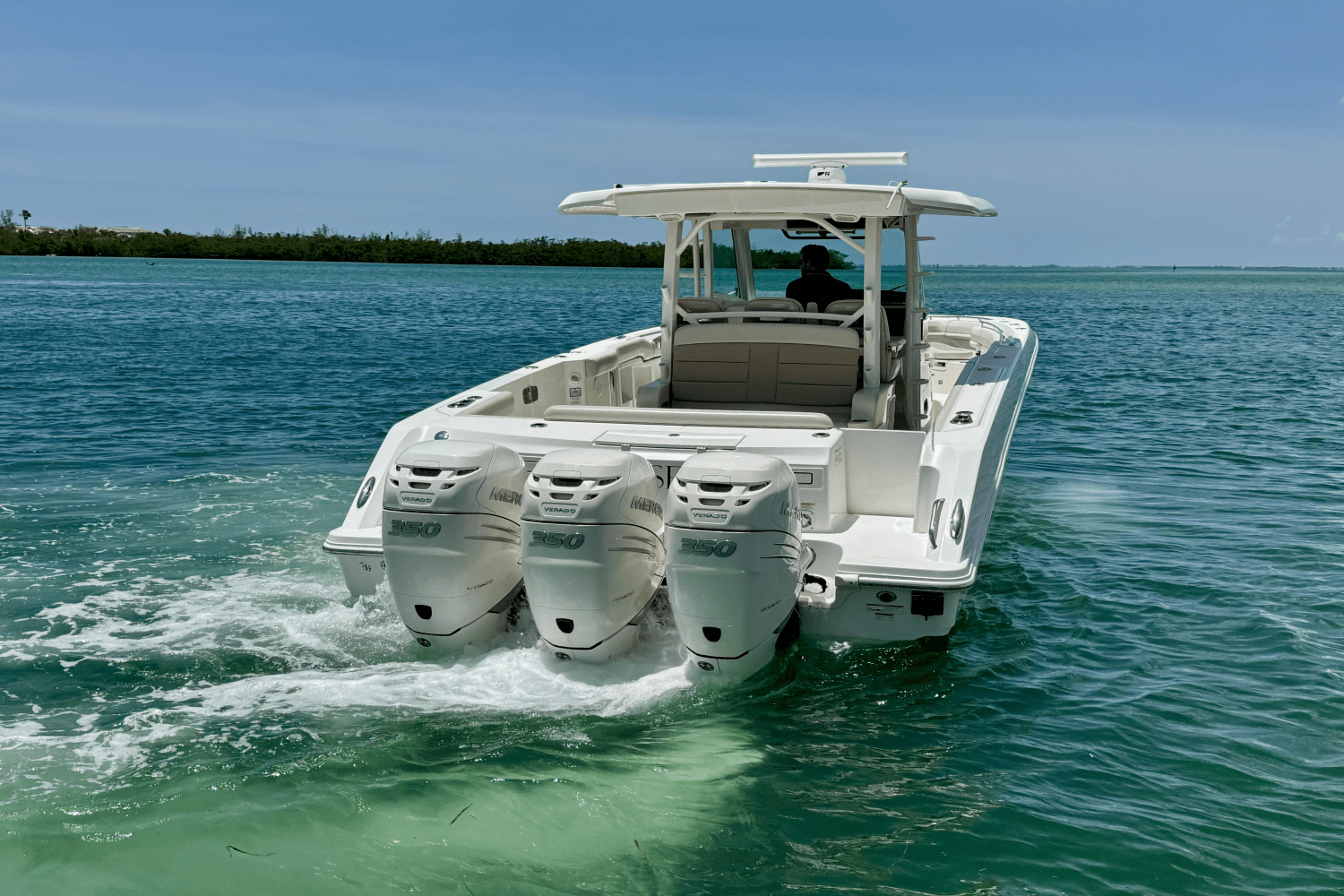 2018 Boston Whaler 380 OUTRAGE Image Thumbnail #8