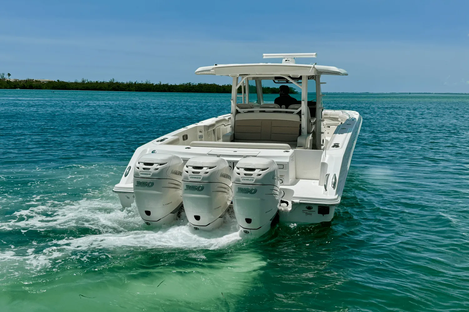 2018 Boston Whaler 380 OUTRAGE Image Thumbnail #8
