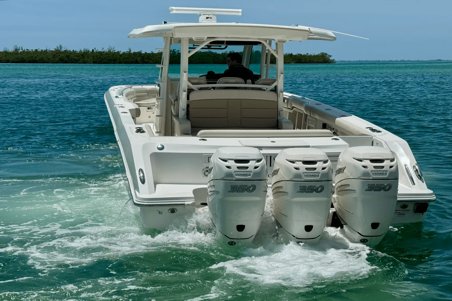 2018 Boston Whaler 380 OUTRAGE Image Thumbnail #9