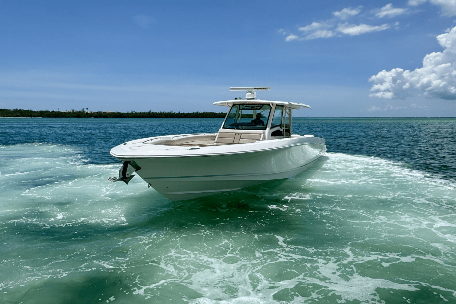2018 Boston Whaler 380 OUTRAGE Image Thumbnail #20