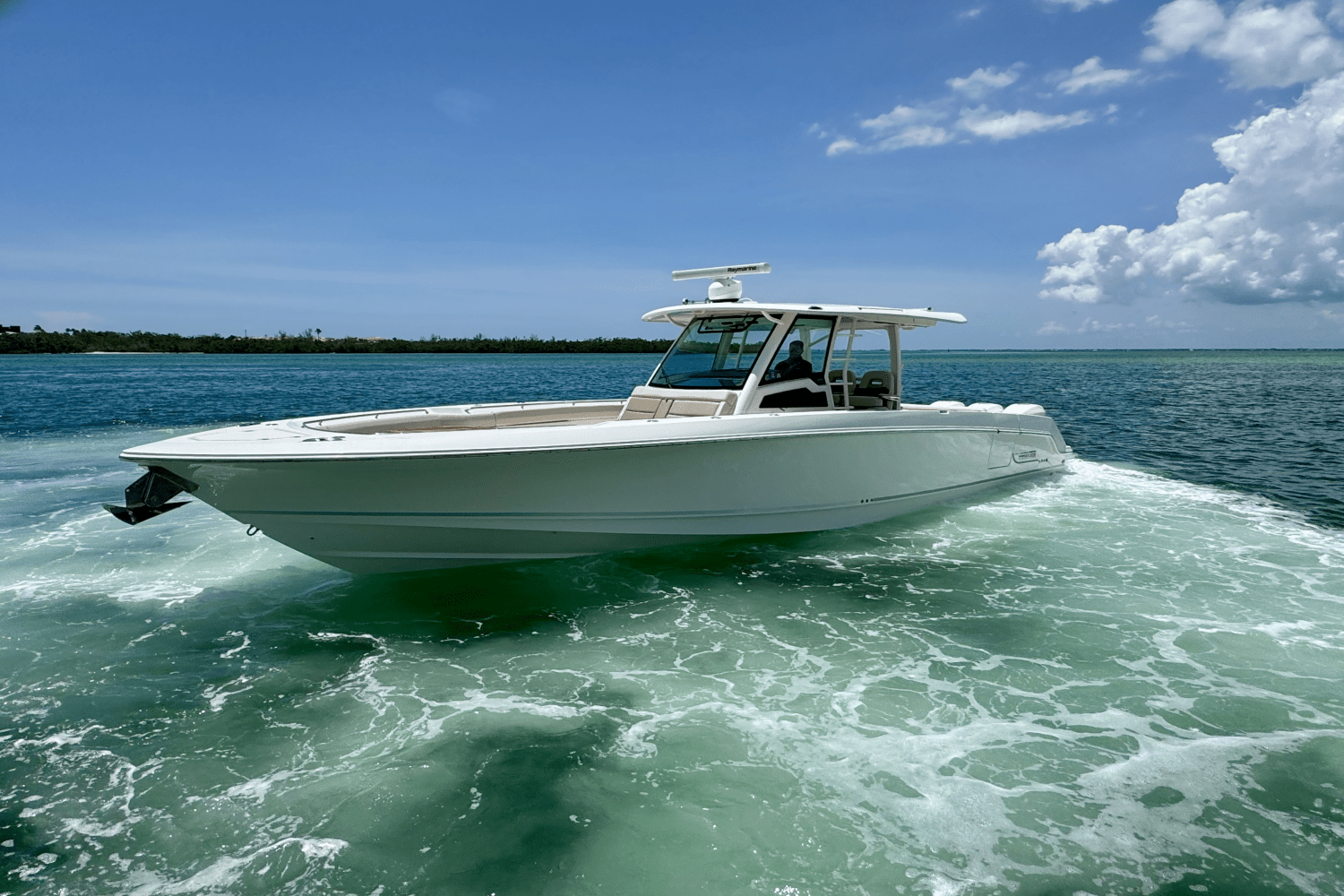 2018 Boston Whaler 380 OUTRAGE Image Thumbnail #18