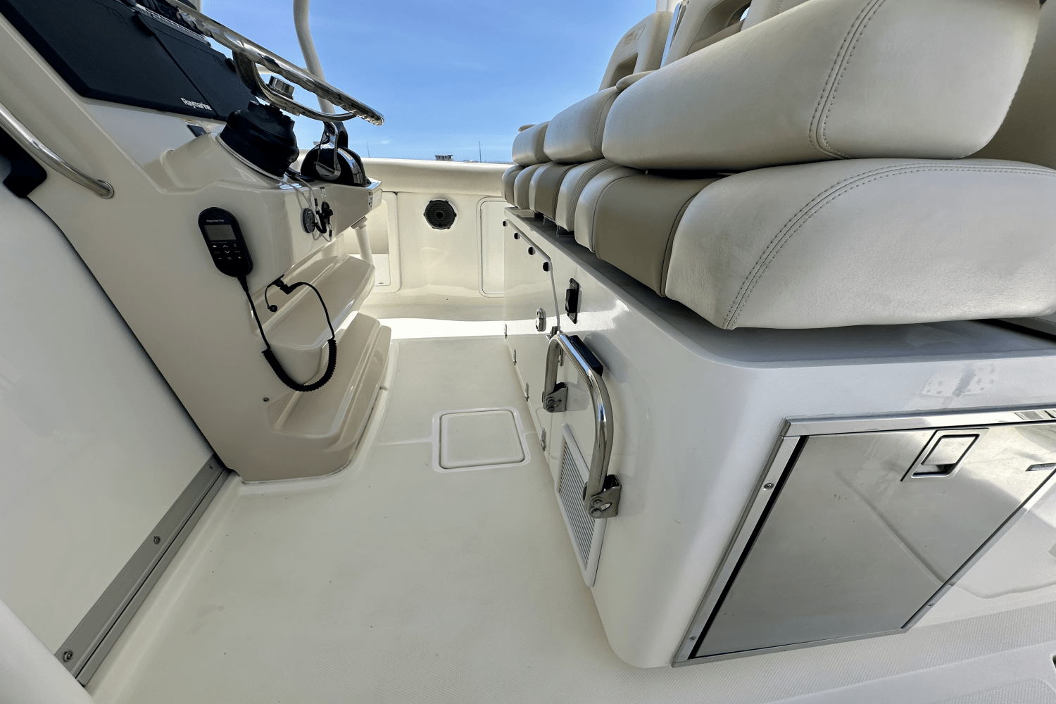 2018 Boston Whaler 380 OUTRAGE Image Thumbnail #26