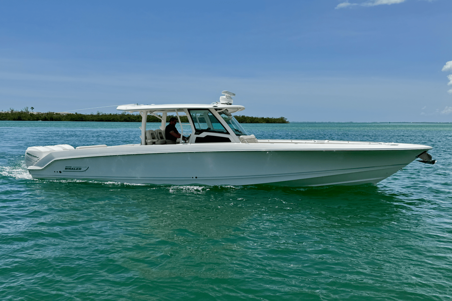 2018 Boston Whaler 380 OUTRAGE Image Thumbnail #3