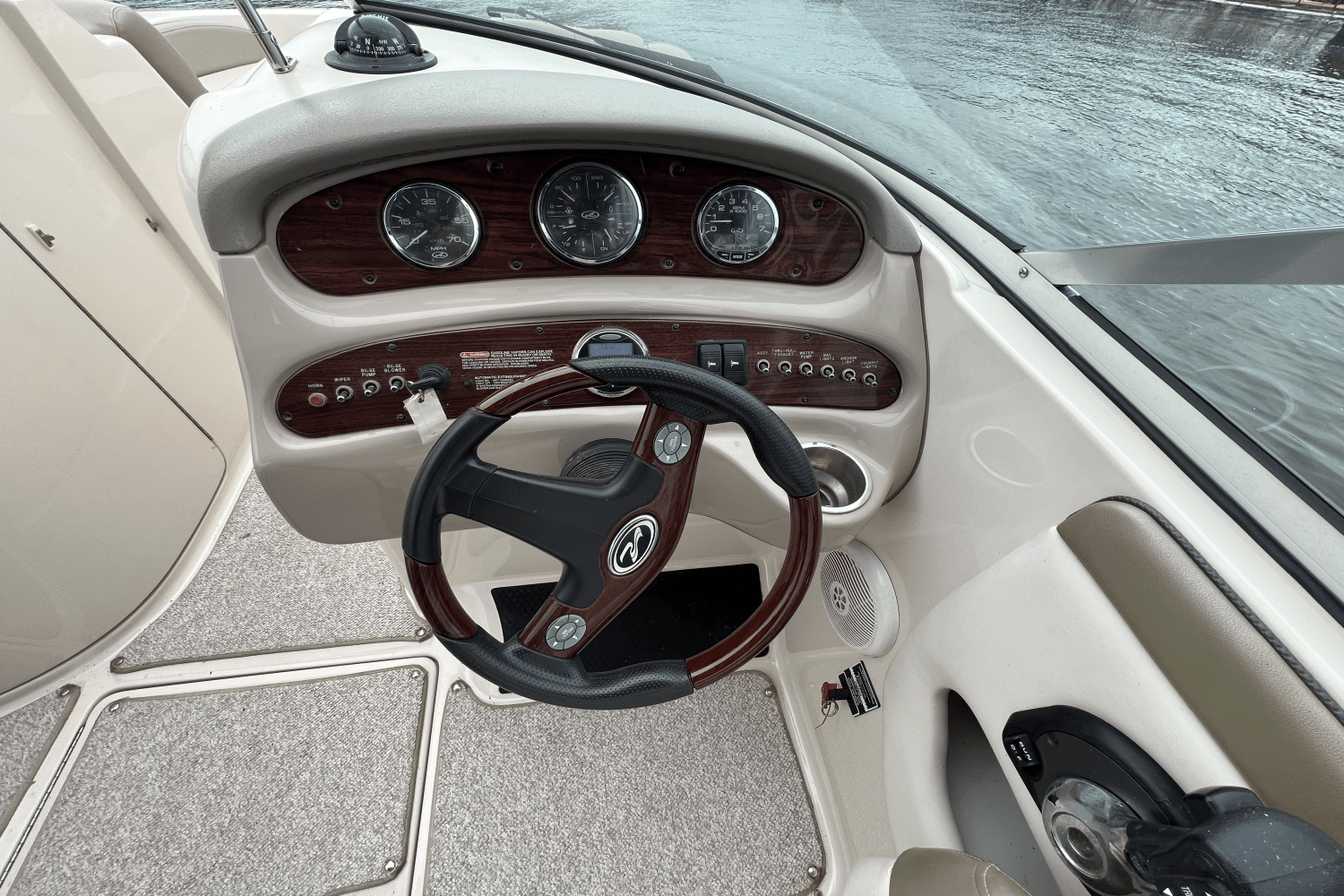 2006 Sea Ray 270 SUNDECK Image Thumbnail #17