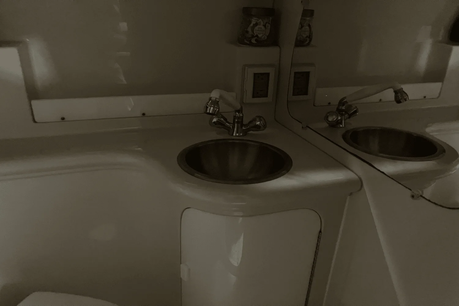 2005 Regal 2665 Image Thumbnail #38