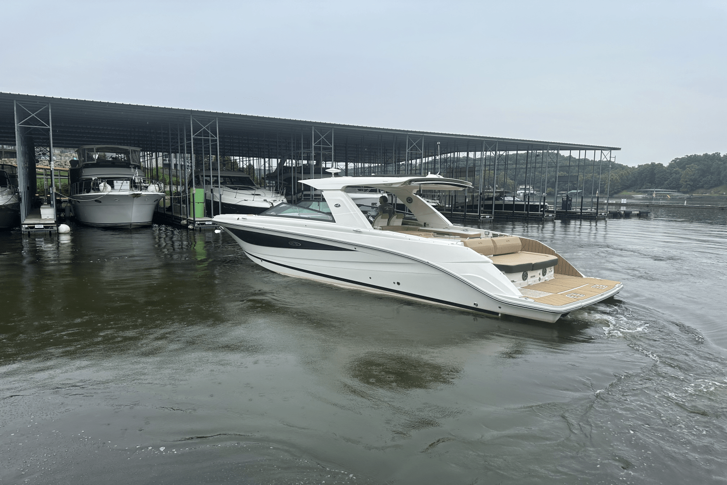 2023 Sea Ray SLX 400 Image Thumbnail #1