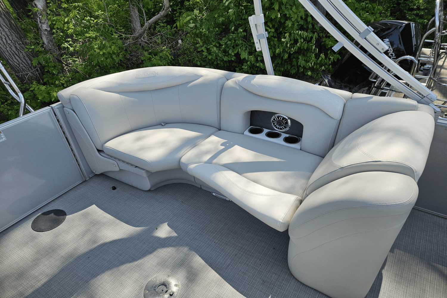 2016 Sylvan MIRAGE 8522 LZ Image Thumbnail #11