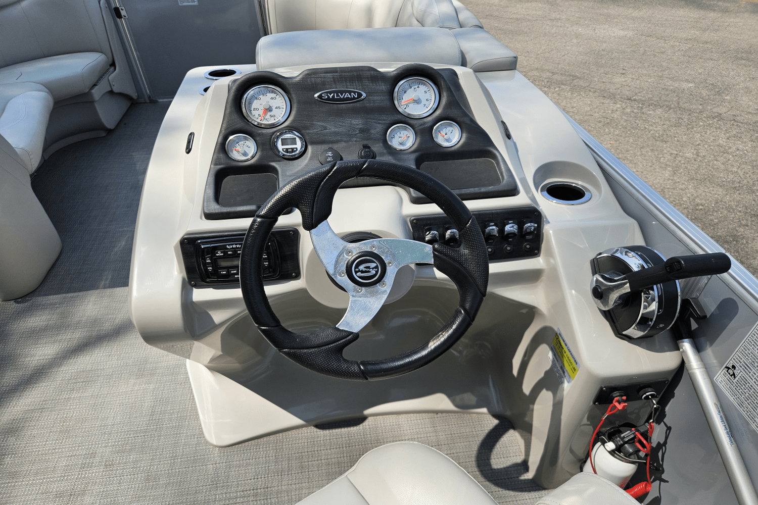 2016 Sylvan MIRAGE 8522 LZ Image Thumbnail #6