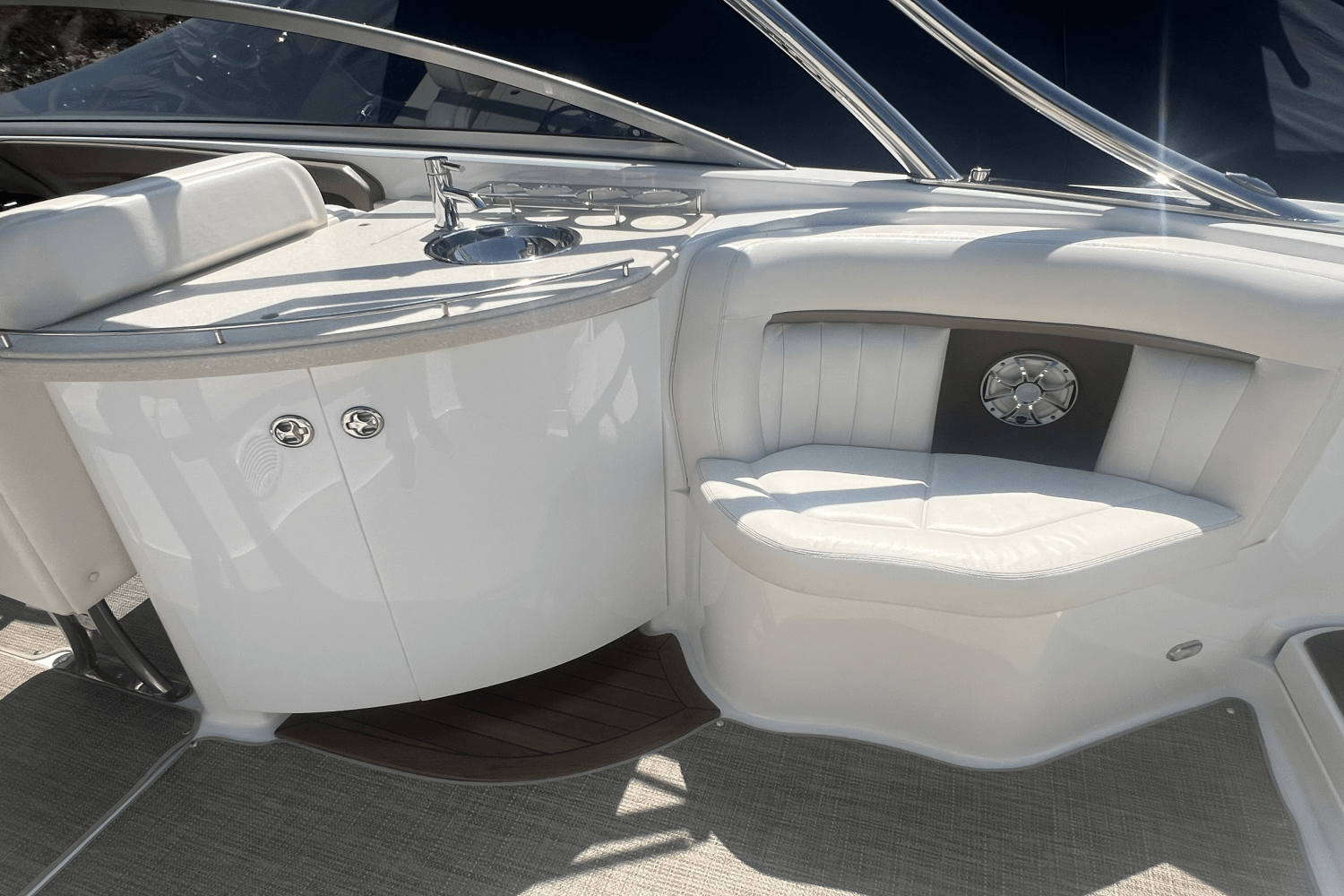 2008 Cobalt 323 Image Thumbnail #16