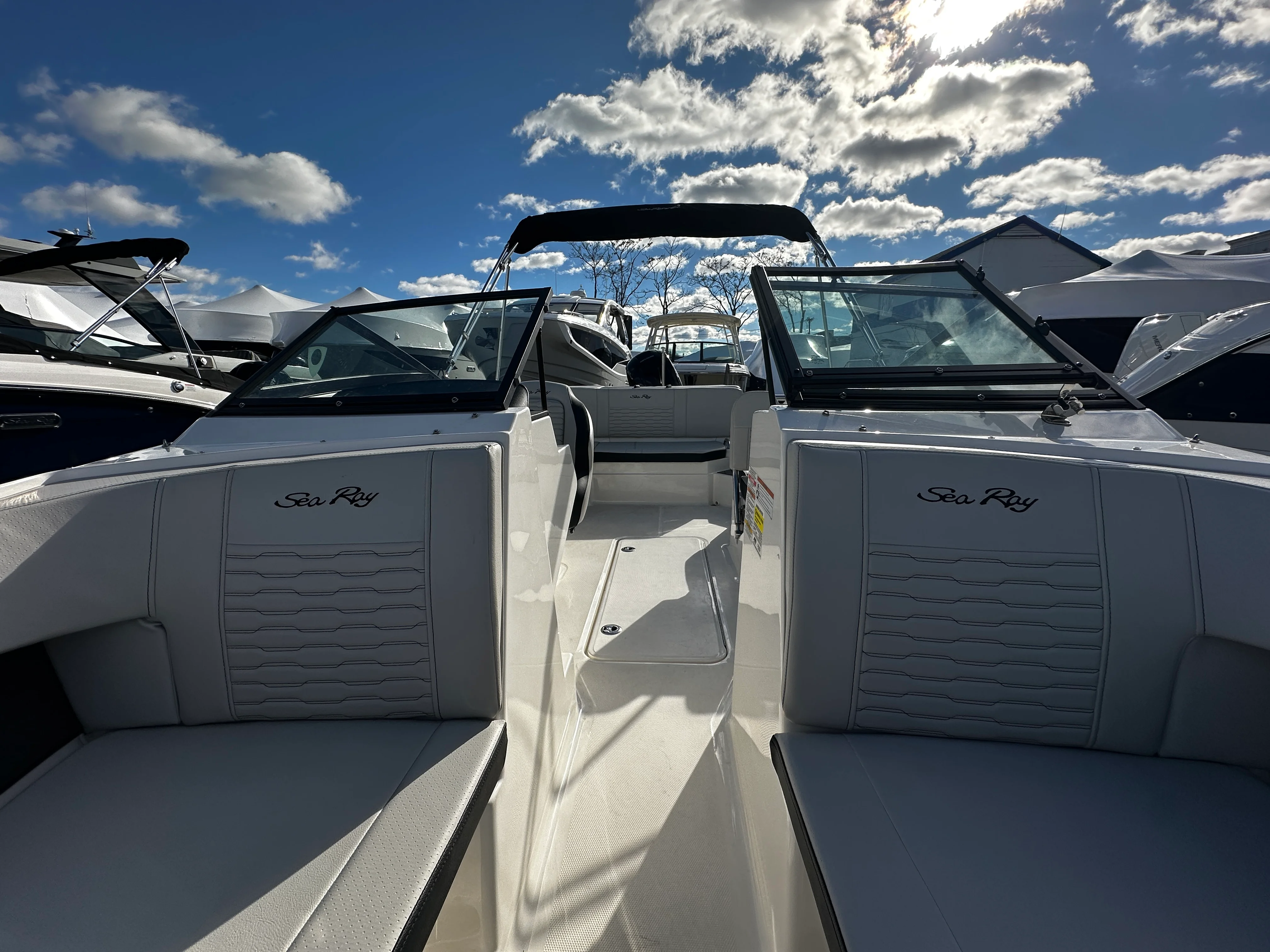 2023 Sea Ray 210 SPX-OB Image Thumbnail #28