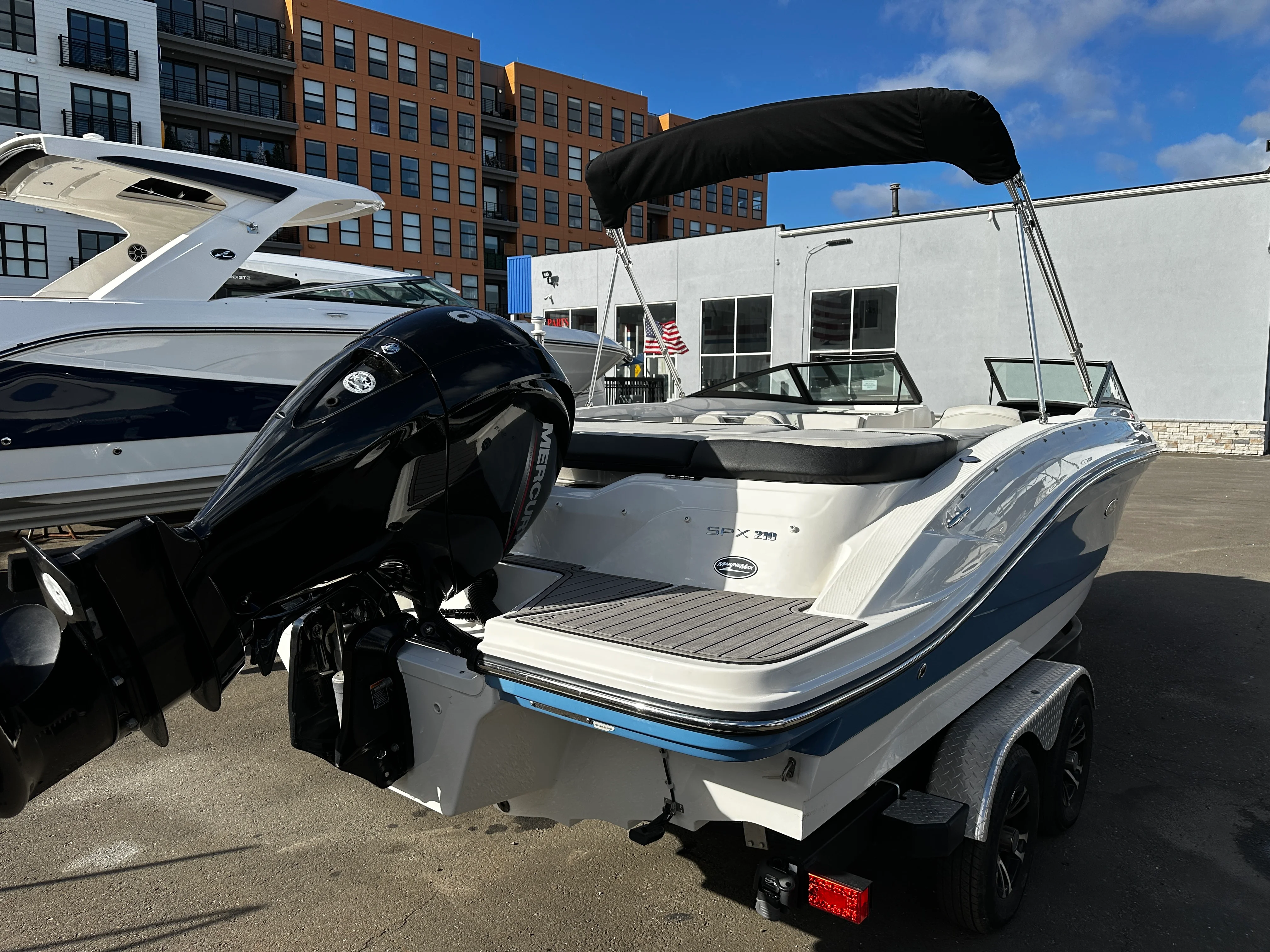 2023 Sea Ray 210 SPX-OB Image Thumbnail #6