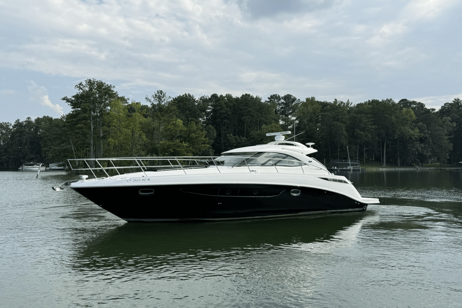 2013 Sea Ray 410 SUNDANCER Image Thumbnail #16