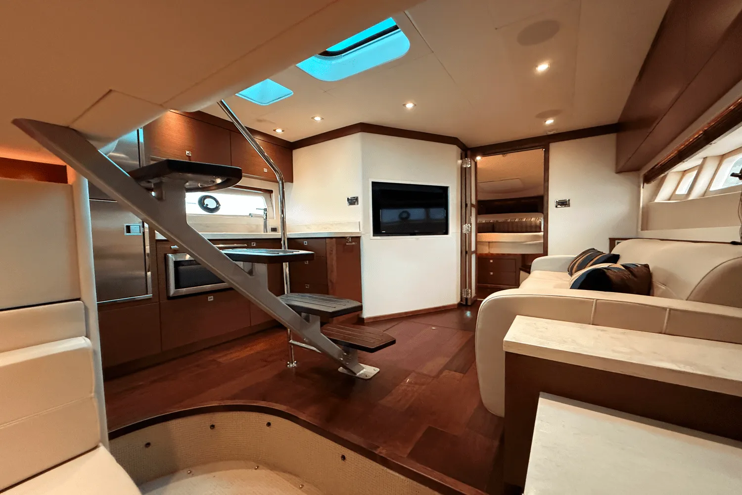 2013 Sea Ray 410 SUNDANCER Image Thumbnail #65