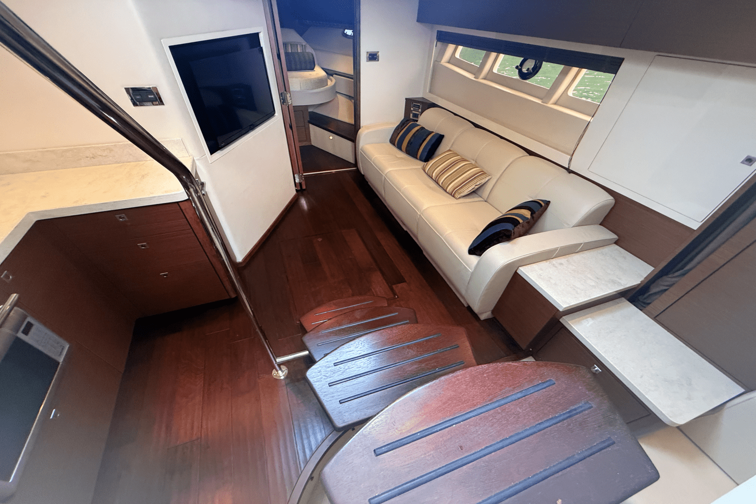 2013 Sea Ray 410 SUNDANCER Image Thumbnail #50