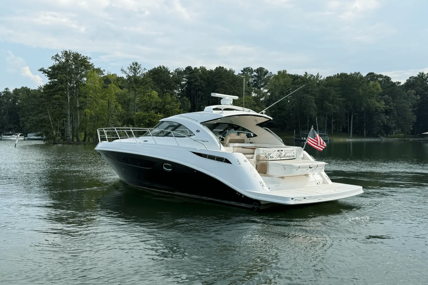 2013 Sea Ray 410 SUNDANCER Image Thumbnail #12
