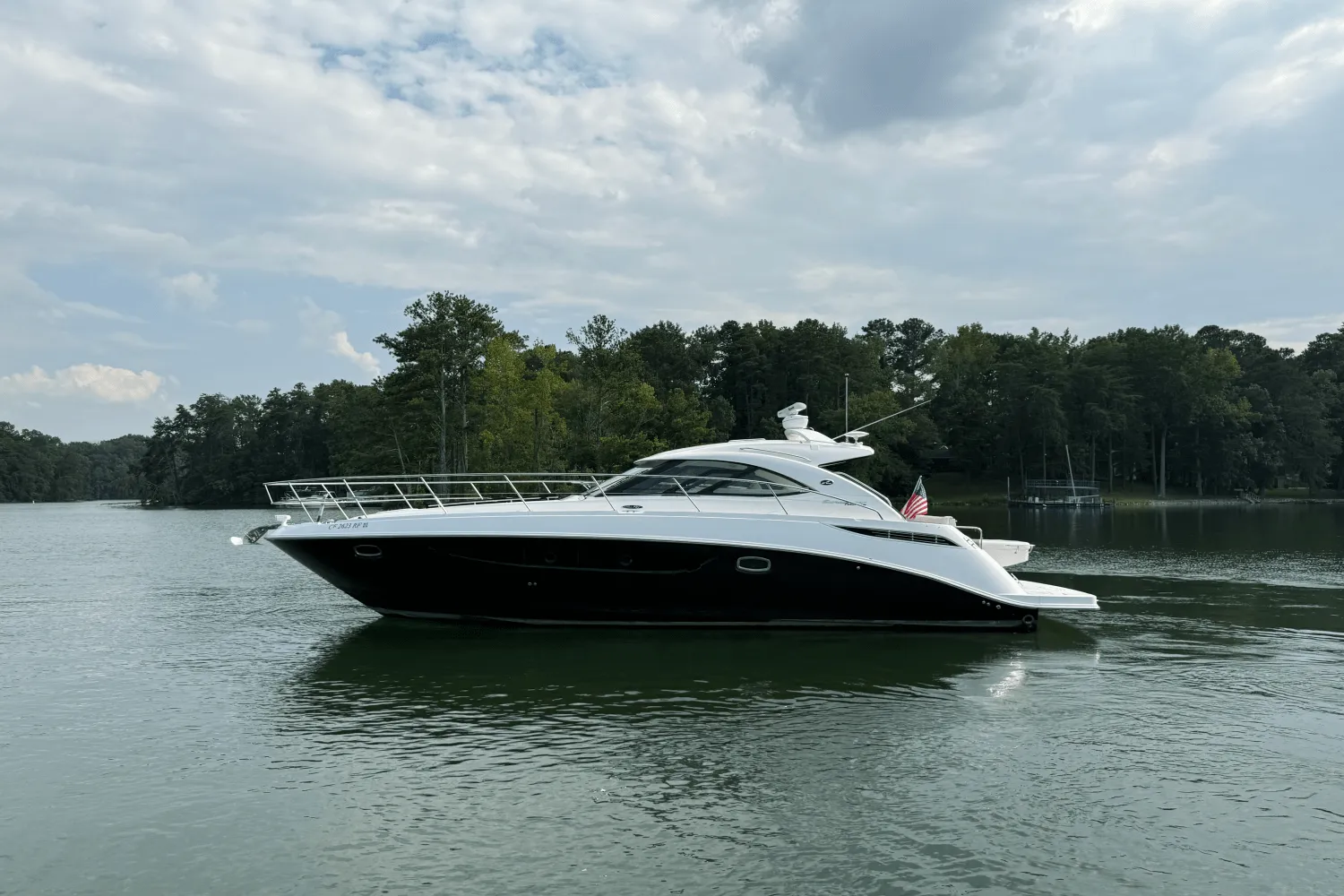 2013 Sea Ray 410 SUNDANCER Image Thumbnail #15