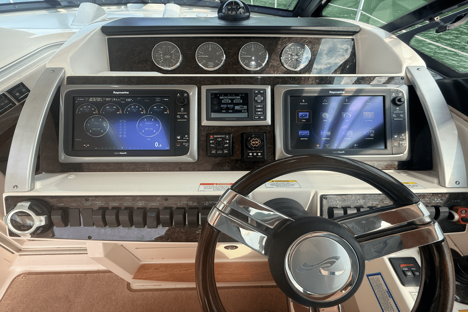 2013 Sea Ray 410 SUNDANCER Image Thumbnail #43