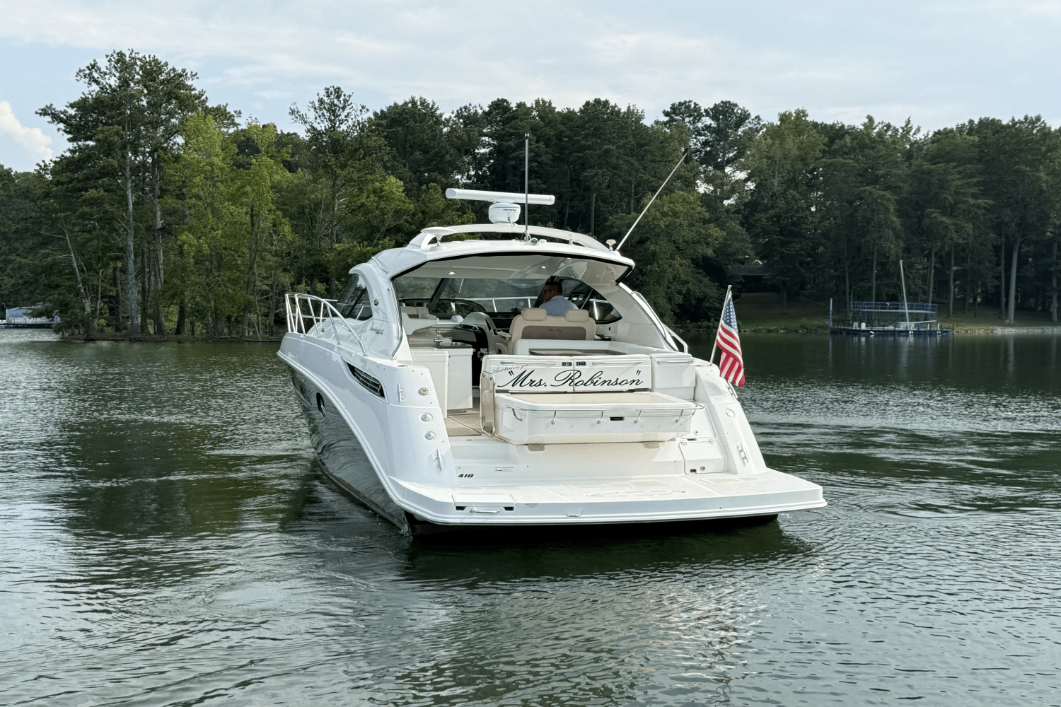 2013 Sea Ray 410 SUNDANCER Image Thumbnail #10