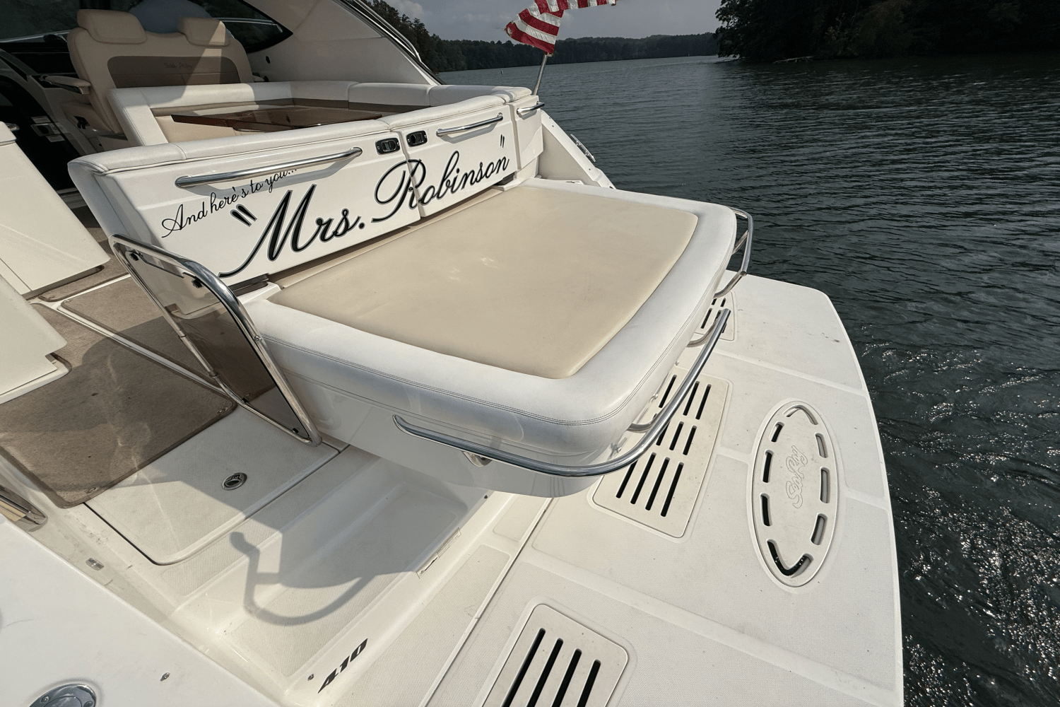 2013 Sea Ray 410 SUNDANCER Image Thumbnail #25