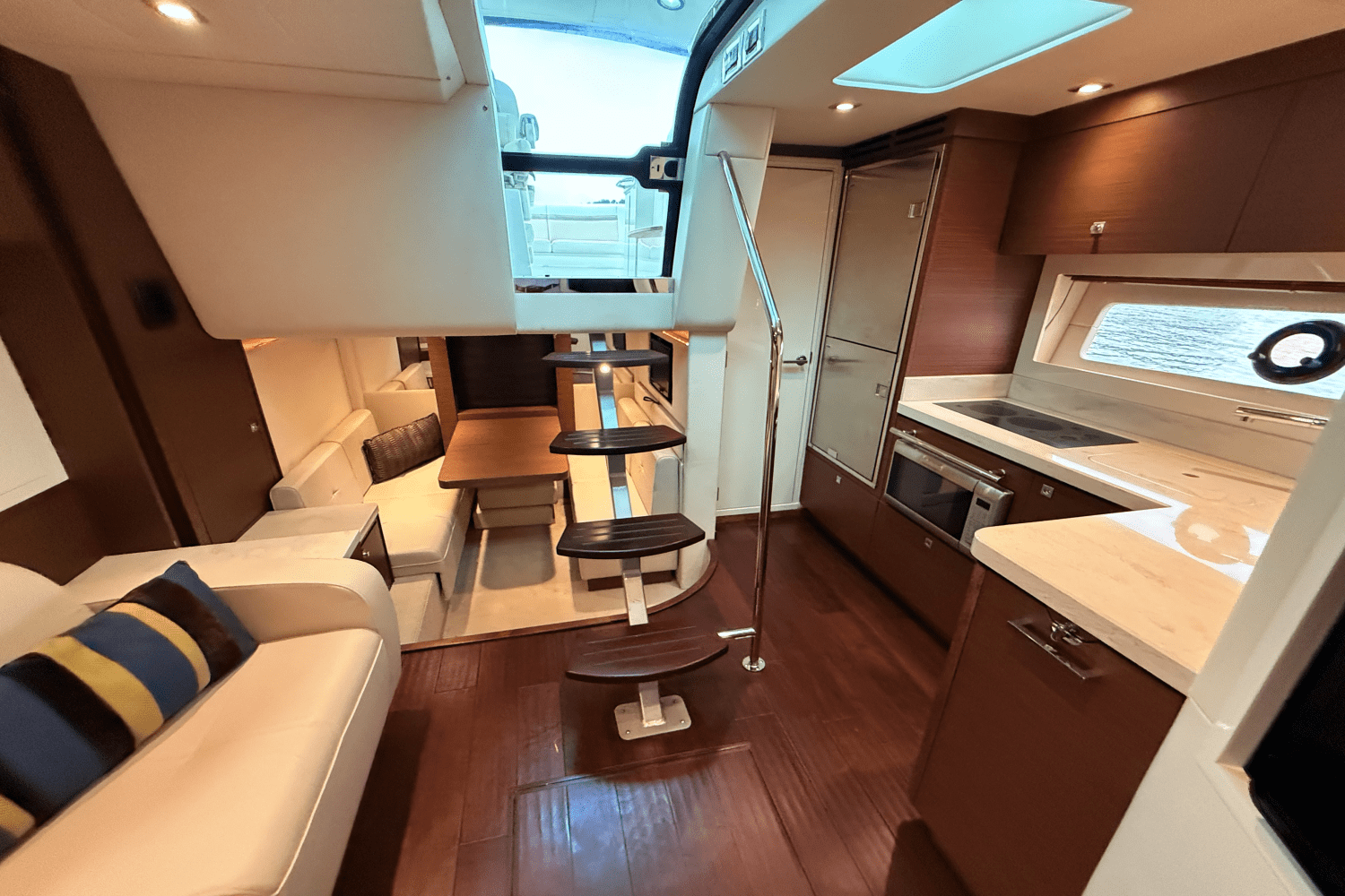 2013 Sea Ray 410 SUNDANCER Image Thumbnail #61