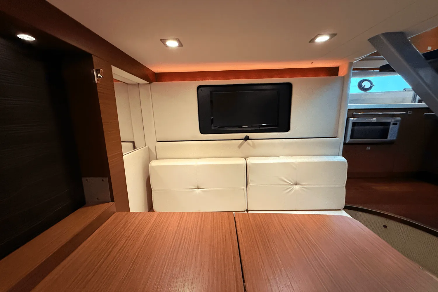 2013 Sea Ray 410 SUNDANCER Image Thumbnail #64