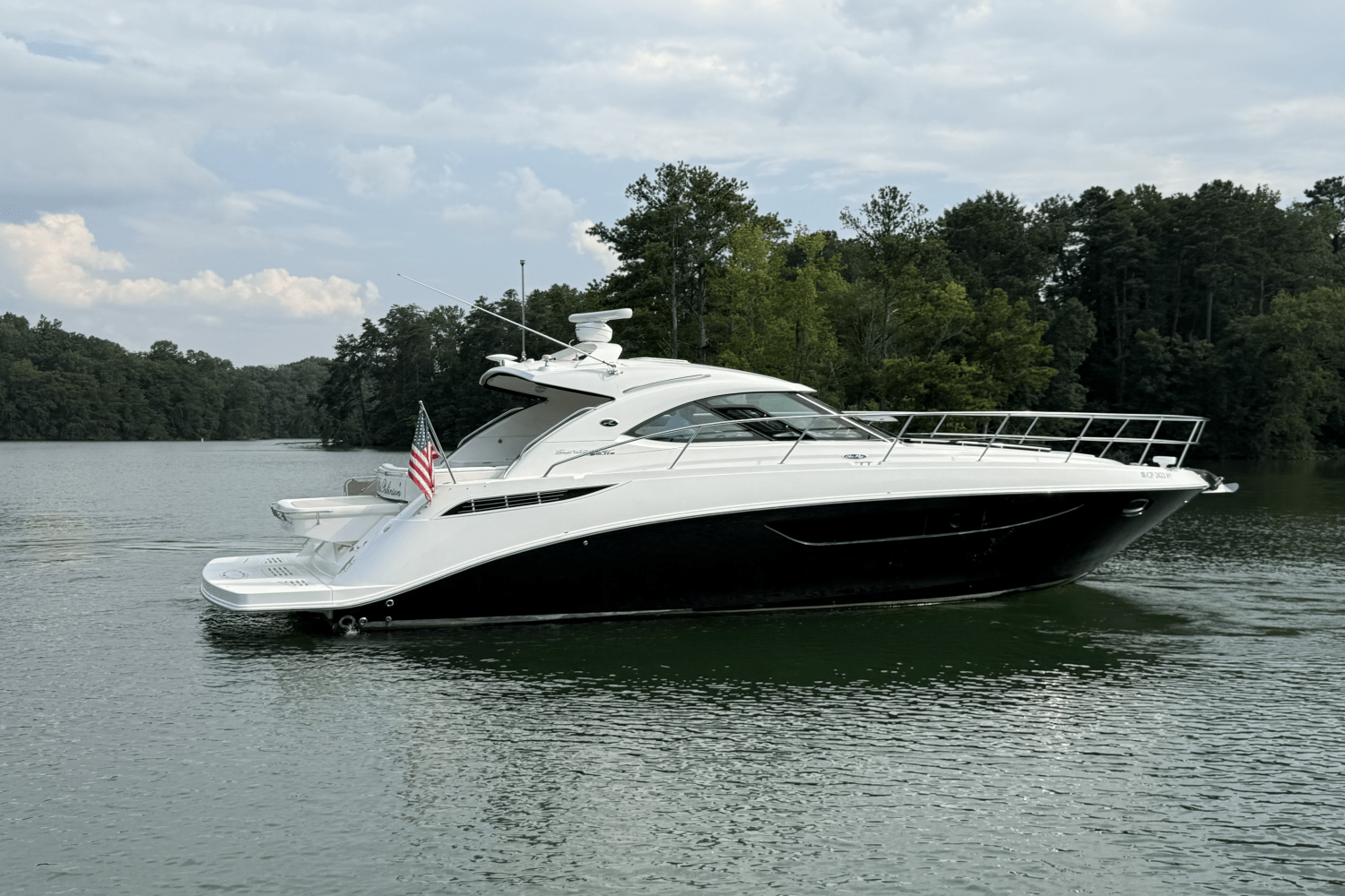 2013 Sea Ray 410 SUNDANCER Image Thumbnail #6