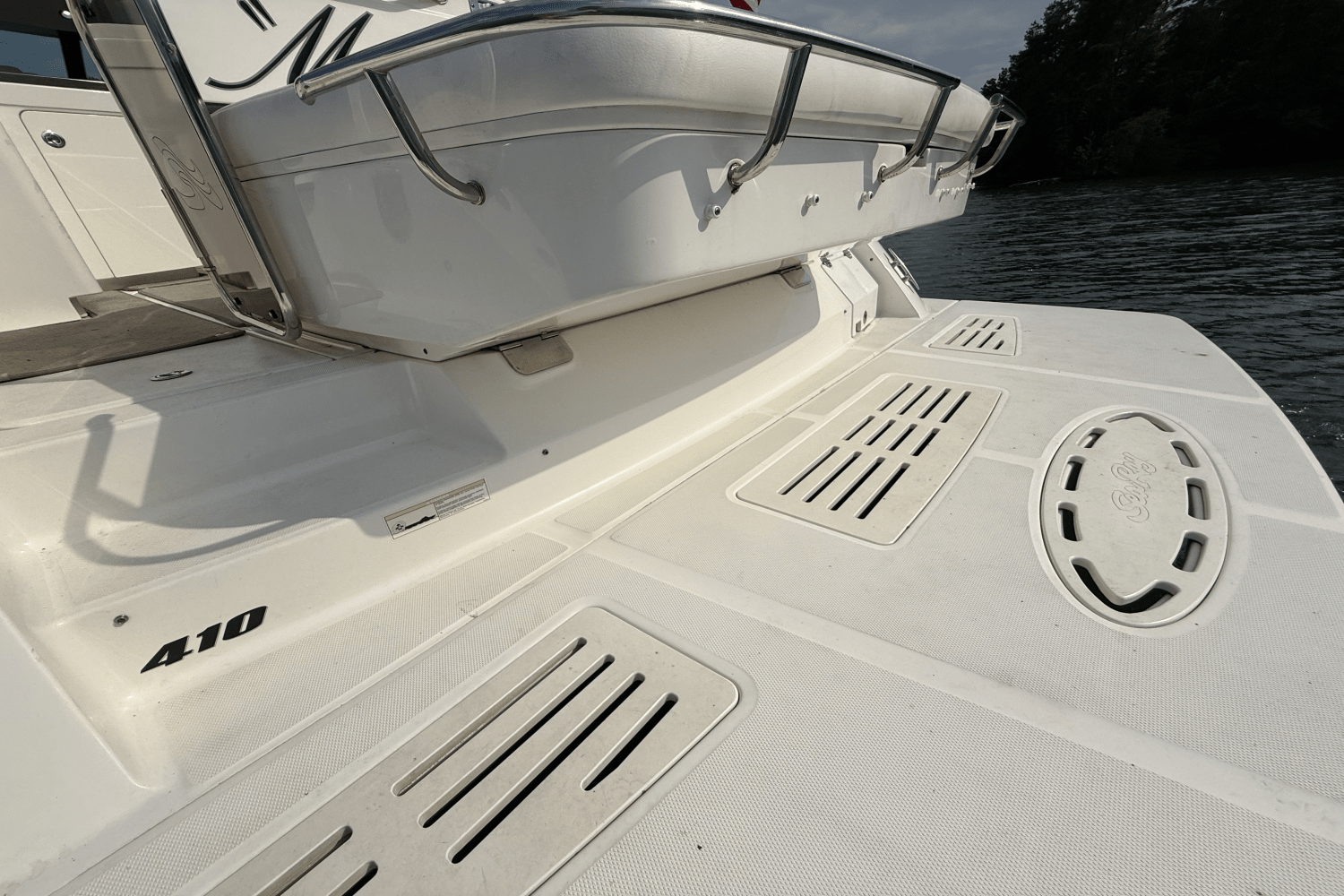 2013 Sea Ray 410 SUNDANCER Image Thumbnail #23