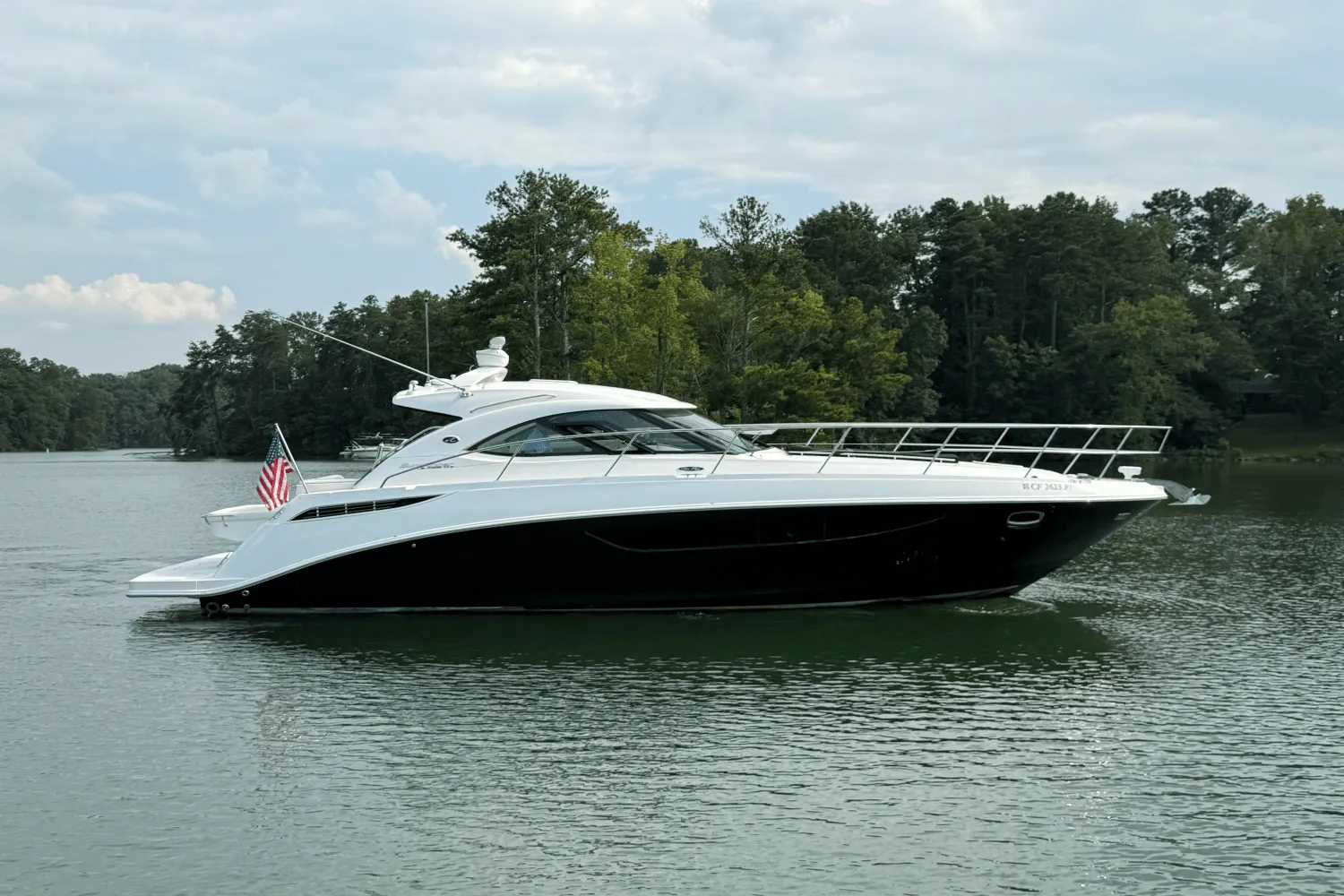 2013 Sea Ray 410 SUNDANCER Image Thumbnail #0