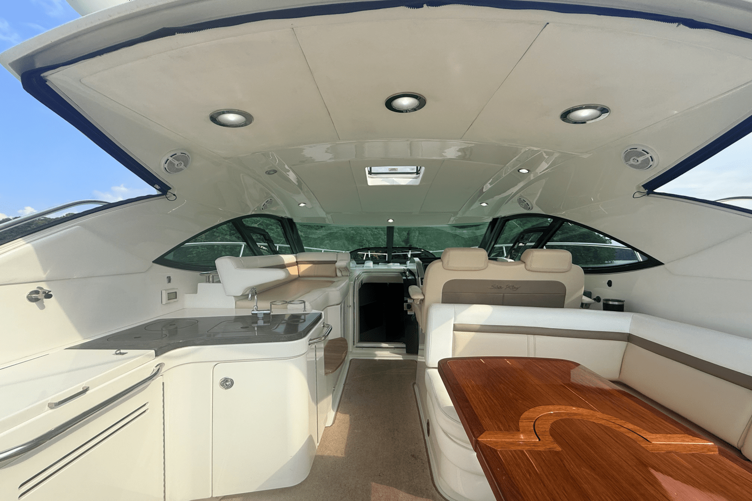2013 Sea Ray 410 SUNDANCER Image Thumbnail #34