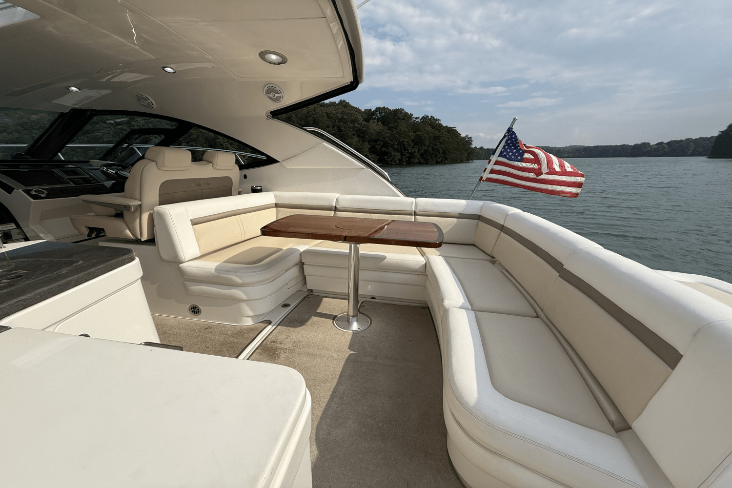 2013 Sea Ray 410 SUNDANCER Image Thumbnail #29