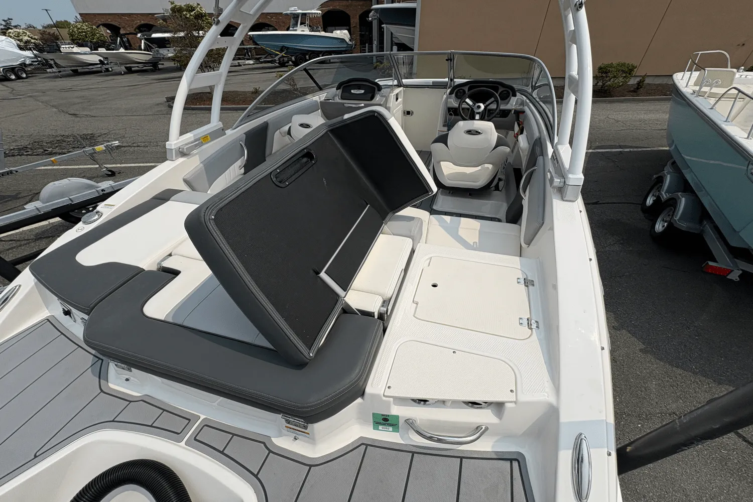 2023 Chaparral 21 SSI OUTBOARD Image Thumbnail #3