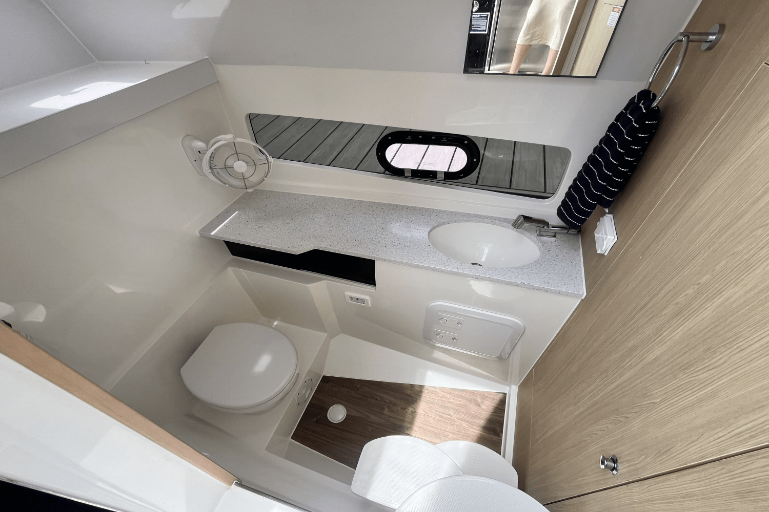 2023 Aquila 32 Sport Image Thumbnail #19