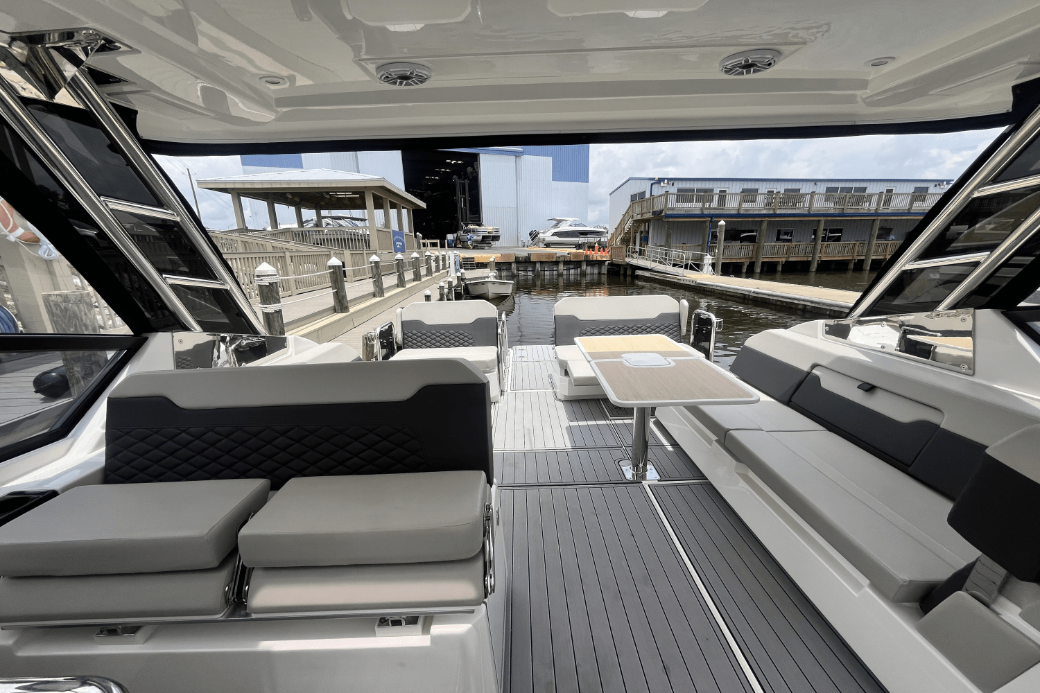 2023 Aquila 32 Sport Image Thumbnail #21
